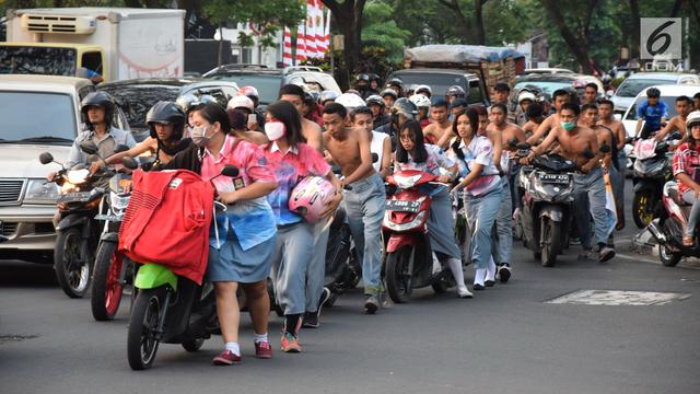 Foto Di Jalanan Usai Konvoi Kelulusan Siswa Ini Alami Hal