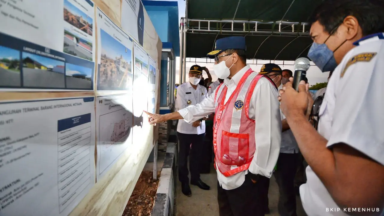 Menteri Perhubungan Budi Karya Sumadi  mengunjungi Pos Lintas Batas Negara (PLBN) Motaain, Kabupaten Belu, Atambua, Nusa Tenggara Timur (NTT), Rabu (20/7/2022). (Dok Kemenhub)