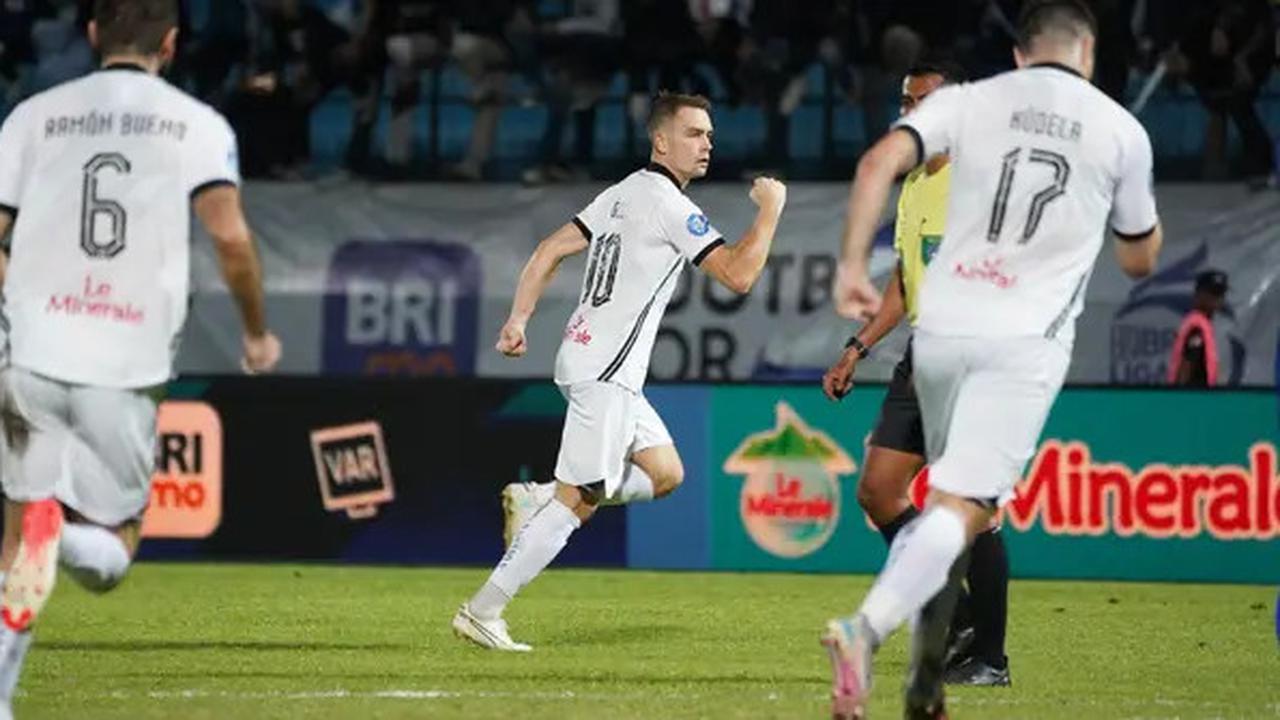 Hasil Lengkap Pertandingan BRI Liga 1: Persija Menang 2-0 PSIS, Persik Permalukan Dewa United 3-2