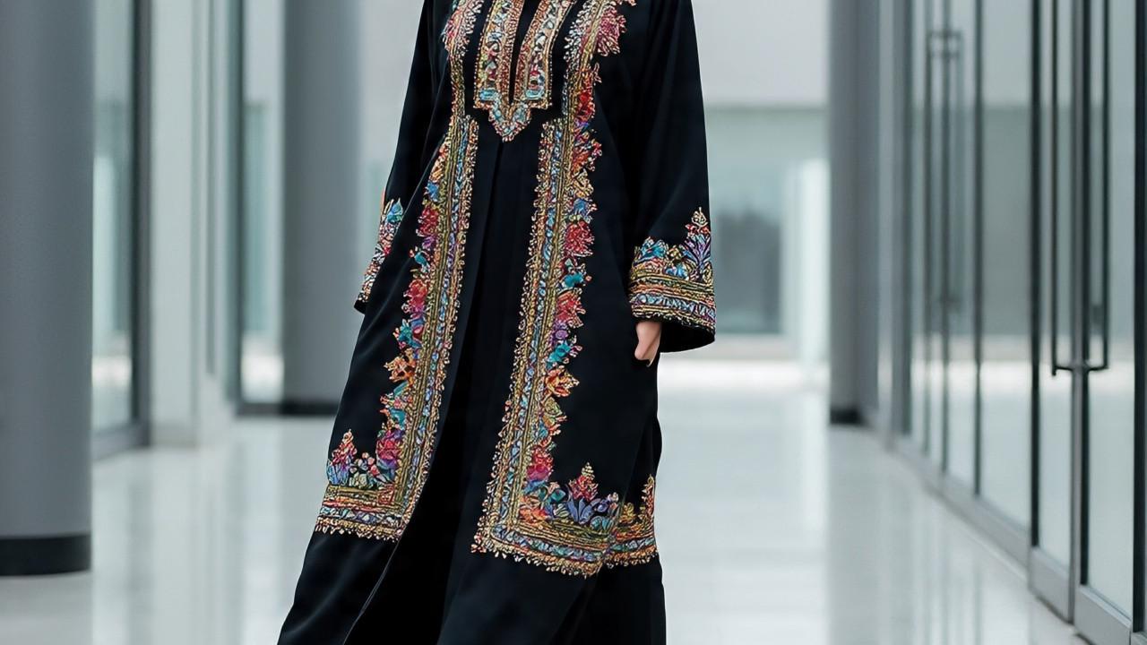 9 Model Gamis Hitam Kombinasi Bordir, Tampil Stylish dan Elegan Tanpa Kaku