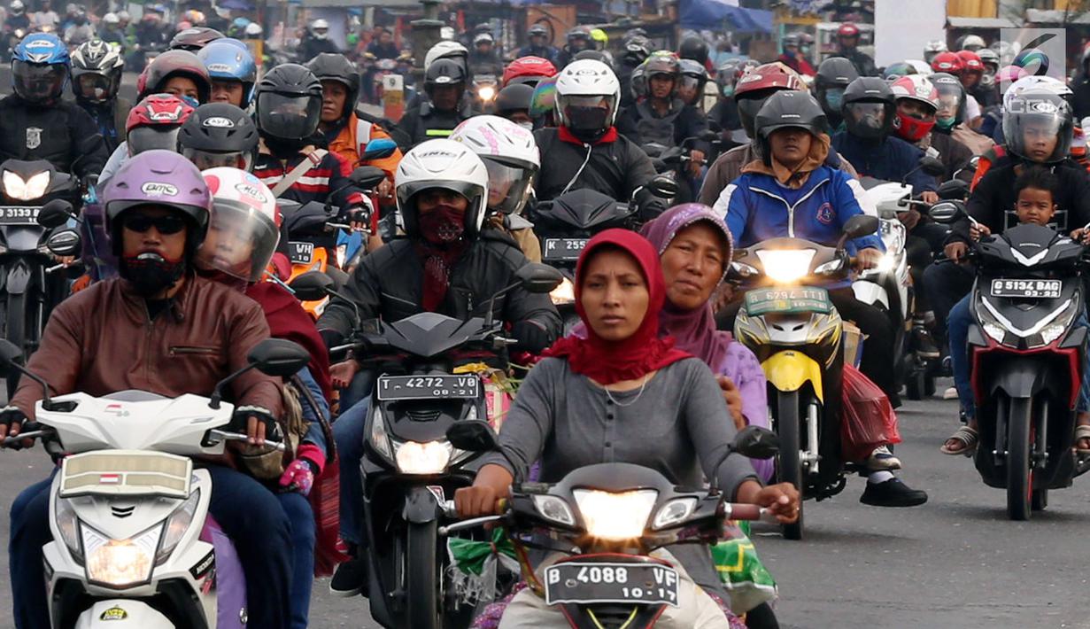 Pemudik Sepeda Motor Dominasi Jalur Pantura Ruas Indramayu ...
