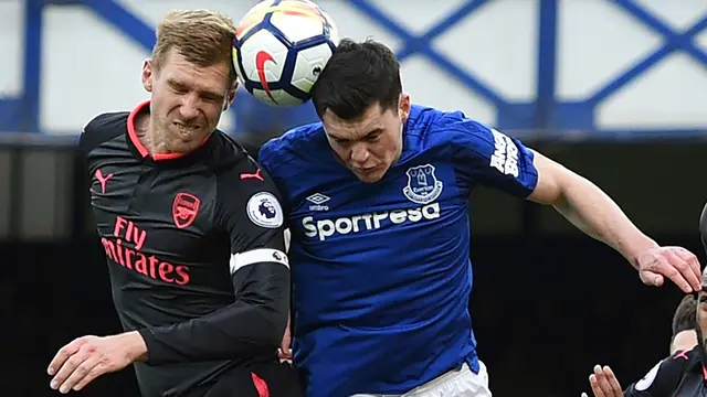 Arsenal Menang Telak di Kandang Everton