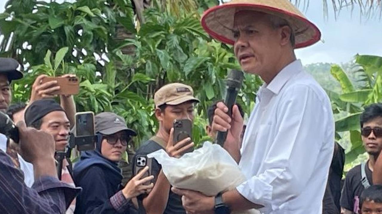 Gandeng Universitas, Ganjar Tawarkan Modernisasi Pertanian untuk Tarik Minat Petani Milenial
