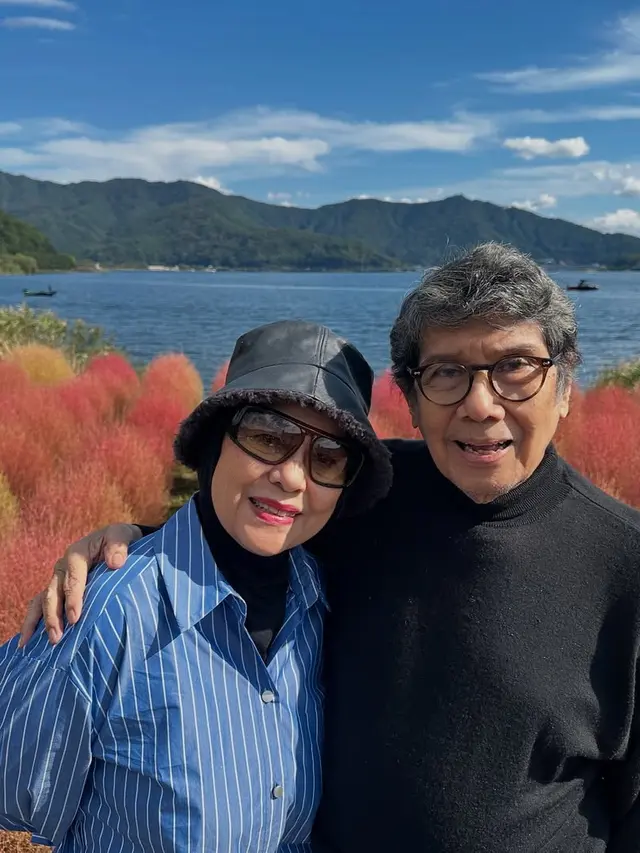 Yanni Mulyaningsih tampak Awet Muda di Usia 71 Tahun (Instagram/annisayudhoyono)