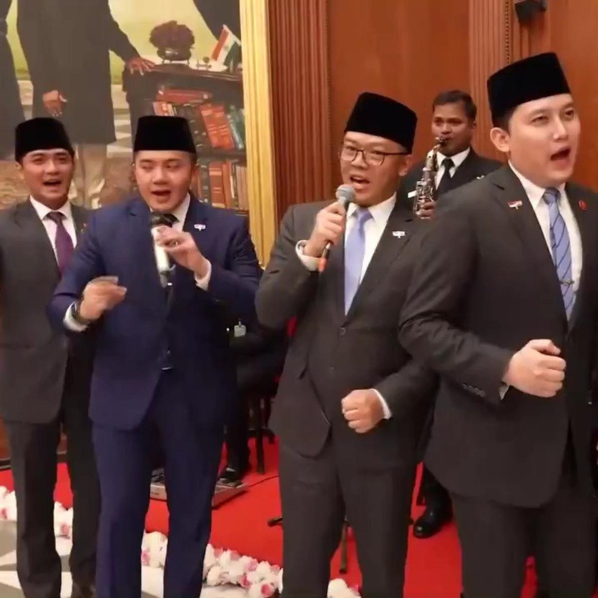 mayor teddy hingga menlu sugiono nyanyi kuch kuch hota hai