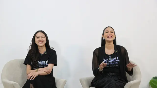 Cindy Nirmala dan Aulia Sarah.
