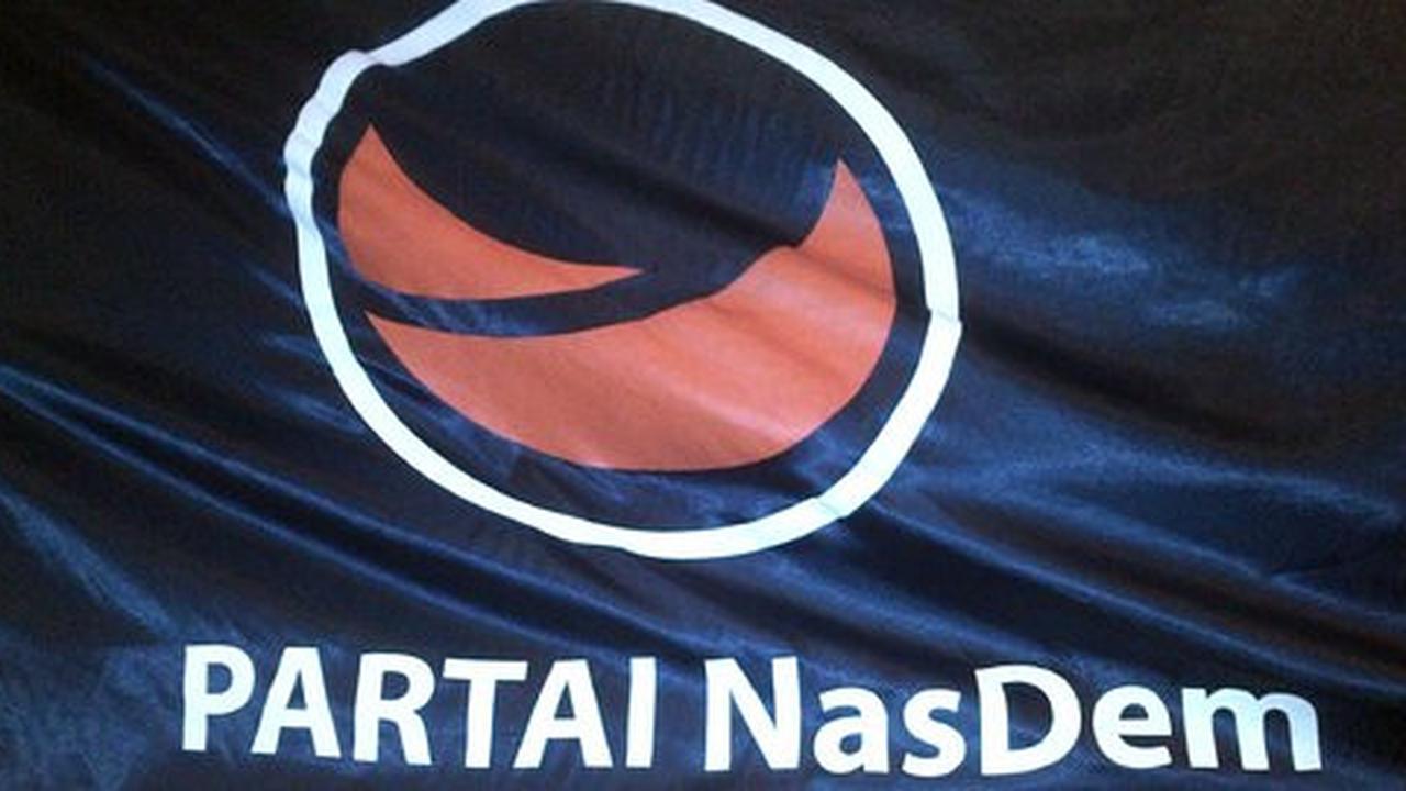 Aksi NasDem cari simpati warga di tengah kasus dugaan korupsi Sekjen