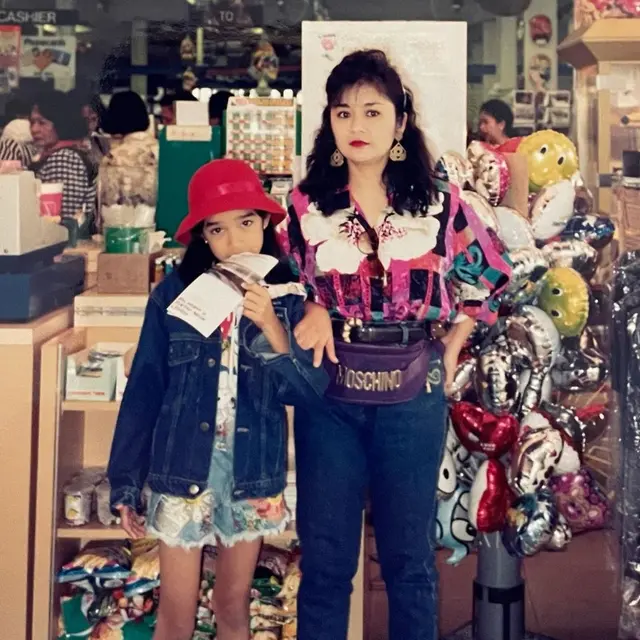 6 Potret Masa Kecil Intan Ayu Sepupu BCL, Curi Perhatian karena Jadi Bridesmaid