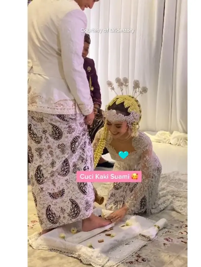 8 Potret Prosesi Pernikahan Adat Sunda Rizky Febian dan Mahalini, Penuh Haru Bahagia
