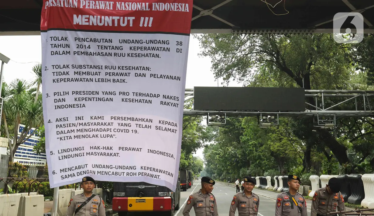 Aksi ini juga digelar di beberapa kota termasuk di Jakarta. (Liputan6.com/Herman Zakharia)