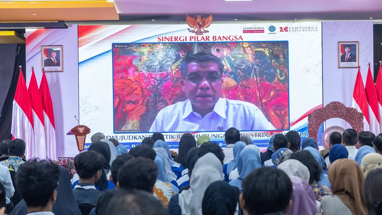 Menteri Ketenagakerjaan Prof. Yassierli dalam acara Sinergi Pilar Bangsa: Praktik Baik Hubungan Industrial Pancasila di Surabaya, Selasa (30/6) (Istimewa)