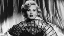 Zsa Zsa Gabor, aktris legendaris Hollywood menutup usia pada Minggu (18/12). Gabor yang memiliki 9 orang suami ini meninggal dalam usia 99 tahun di kediamannya di Bel-Air, Los Angeles, California. (doc.dailymail.com)