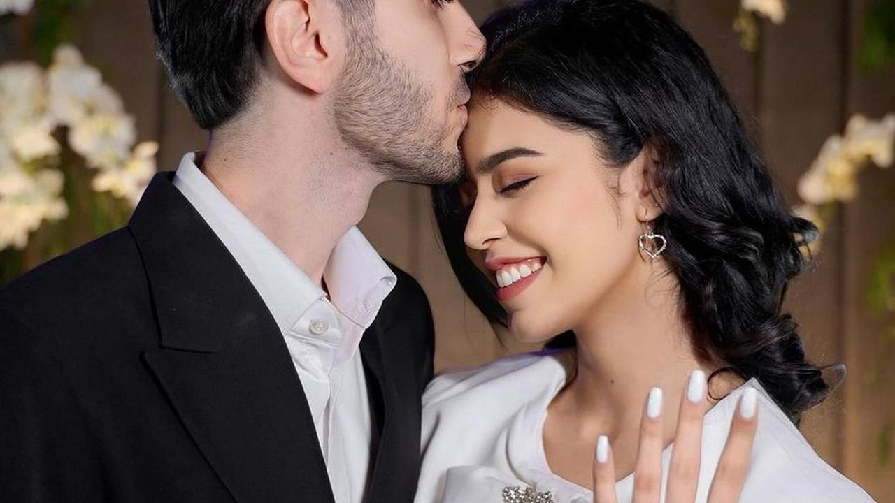 Dilamar Kekasih Bulenya