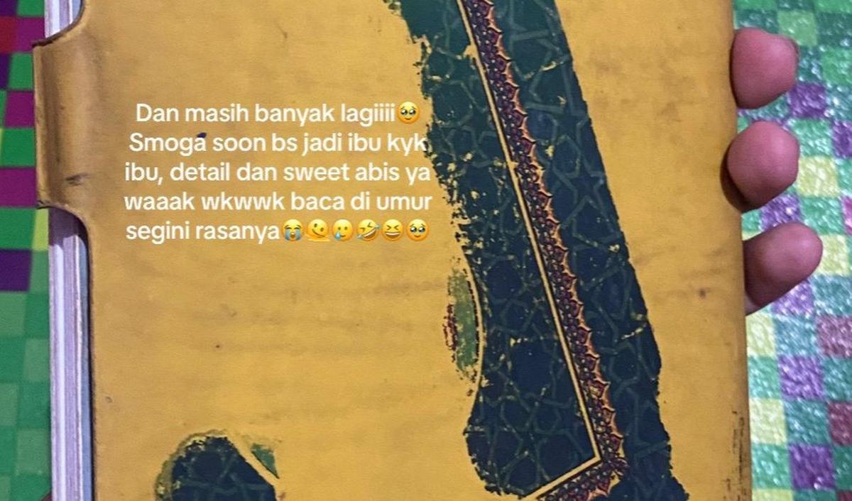 Melihat catatan yang dibuat oleh ibunya, Alliya berharap bisa jadi seperti sang ibu yang selalu perhatian dengan hal-hal kecil yang dilakukan anaknya.