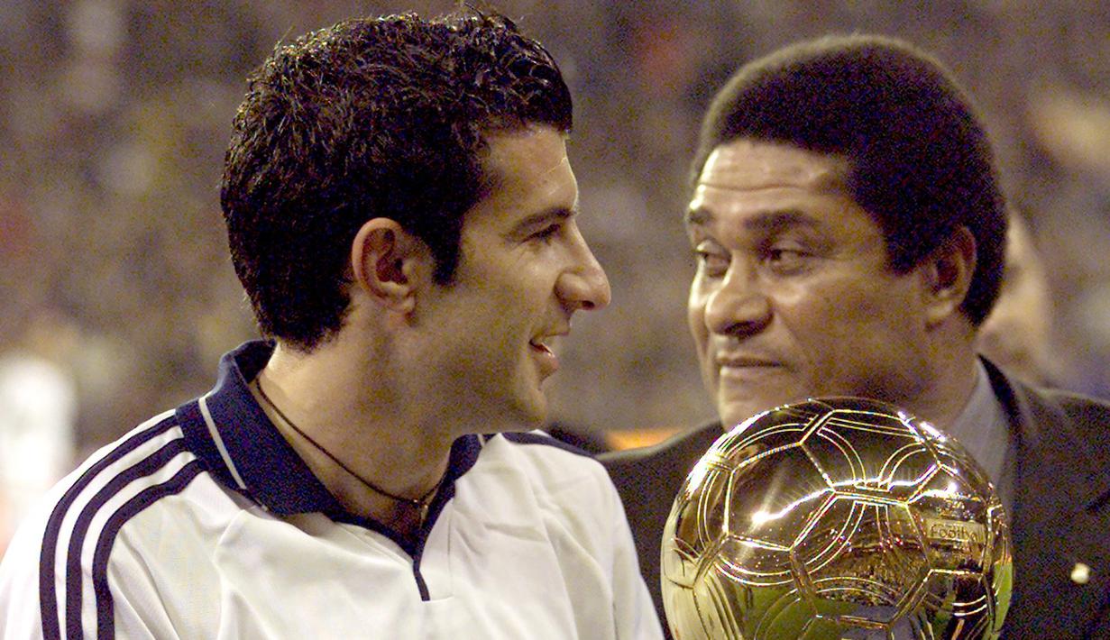 Luis Figo. Eks sayap kanan Portugal berusia 49 tahun ini memperkuat Real Madrid selama 5 musim mulai 2000/2001 hingga 2004/2005. Ia menjadi pemain Real Madrid ke-3 yang meraih gelar Ballon d'Or, yaitu pada tahun 2000. (AFP/Pierre-Philippe Marcou)