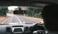 Cara Memilih Kaca Film Mobil untuk Cuaca Panas, Jangan Tertipu Hanya karena Warnanya Gelap