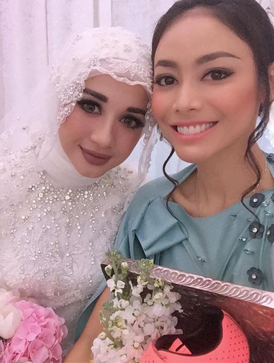 Laudya Cynthia Bella Resmi Menikah, 6 Artis Ini Turut 