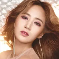 Yuri SNSD (via soompi.com)