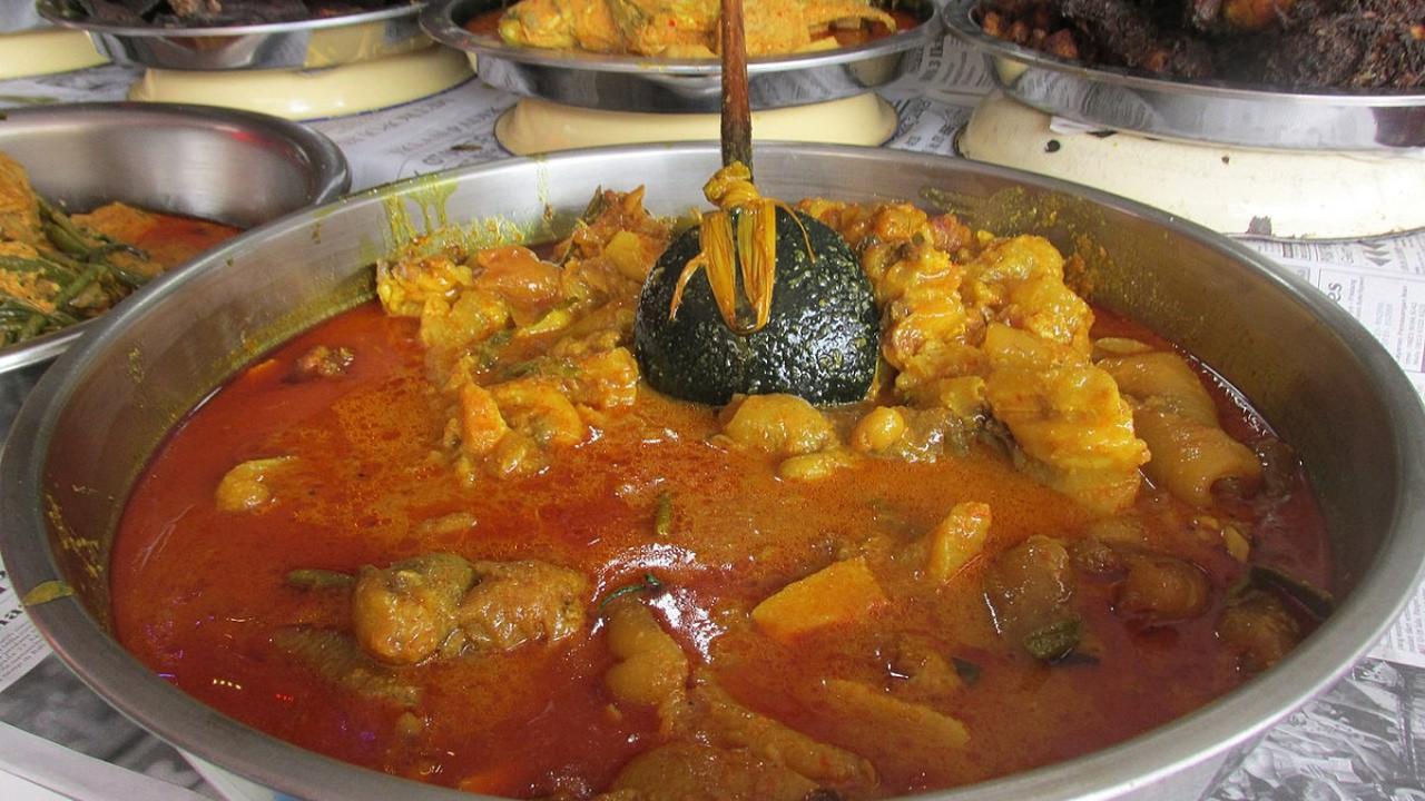2. Resep Gulai Tunjang Padang Rumahan<br>