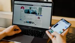Nakes Diminta Bijak Bermedia Sosial, Hindari Pernyataan yang Lukai Pasien