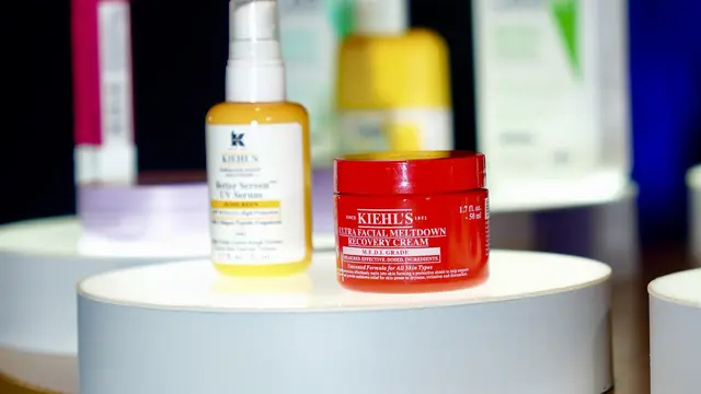 Kiehl’s Ultra Facial Meltdown Recovery Cream warna packing merah. Dok.Loreal