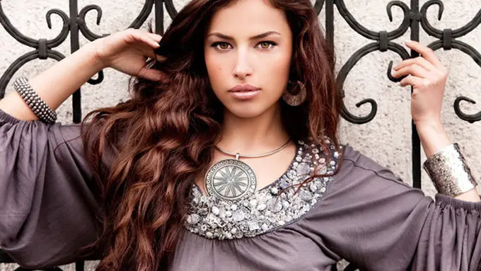 (c) shutterstock.com