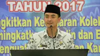 Zumi Zola berjanji akan terus memperhatikan nasib guru di Jambi. (Liputan6.com/B Santoso)