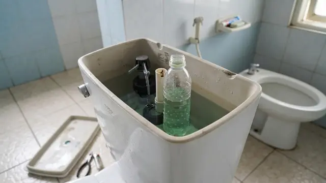 Pewangi Tetes dari Botol Plastik Bekas