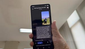 Ganti latar belakang foto pakai Gemini Nano Banana di Galaxy Z Flip7. (Liputan6.com/ Yuslianson)