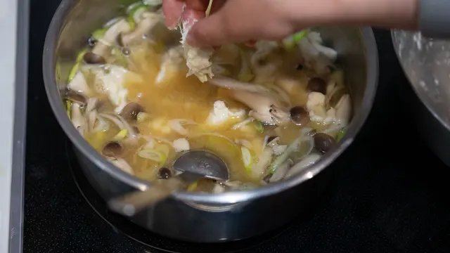 Langkah Mudah Memasak Sup Ayam untuk Menu Harian