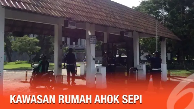 Basuki Tjahaja Purna (BTP) atau Ahok bebas dari penjara hari ini. Suasana rumah Ahok di Pantai Mutiara, Jakarta Utara terlihat sepi.