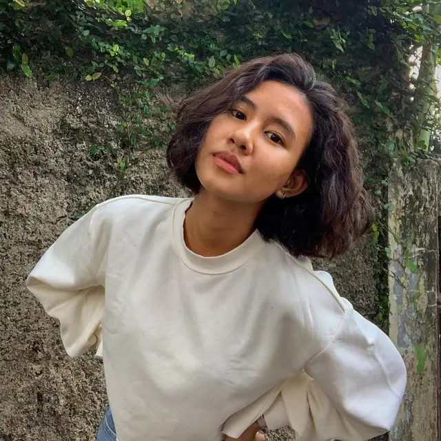 Syuting Film Baru, Ini 6 Potret Terbaru Shenina Cinnamon dengan Rambut Pendek