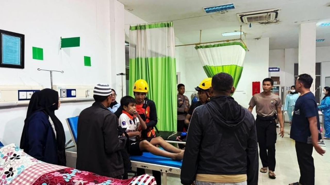 Kisah Heroik Tim SAR Anambas: 4 Pelajar Selamat dari Hipotermia Usai Kapal Kandas Diterjang Badai