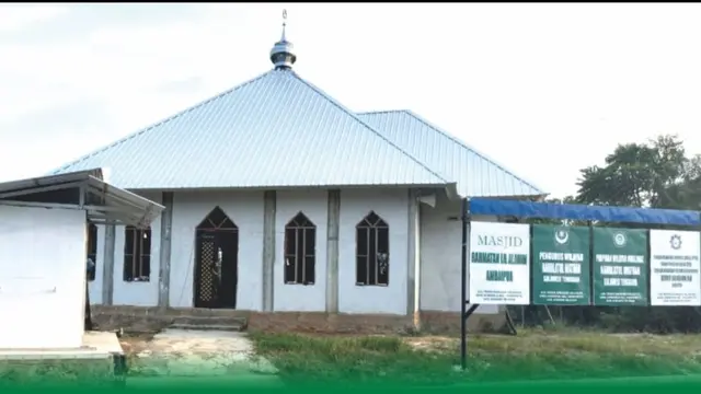 Pengusaha dan tokoh agama Buddha membangun masjid Rahmatan Lil Alamin di pelosok desa Konawe Selatan. (Foto: Liputan6.com/Kemenag)