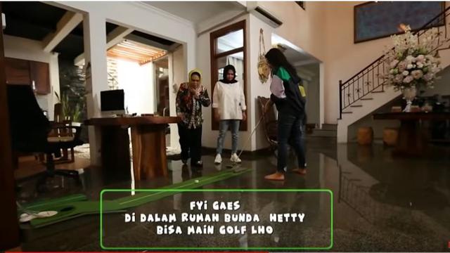 Hetty Koes Endang