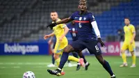 Paul Pogba membela Timnas Prancis dalam laga melawan Kazakhstan di Kualifikasi Piala Dunia 2022. (AFP/Frank Fife)