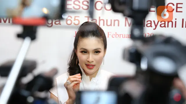 [Fimela] Sandra Dewi