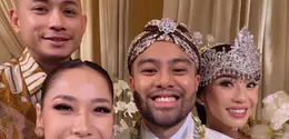 Intip gaya serasi Bunga Citra Lestari dan Tiko Aryawardhana berbatik saat hadiri kondangan sahabat (@itsmebcl)