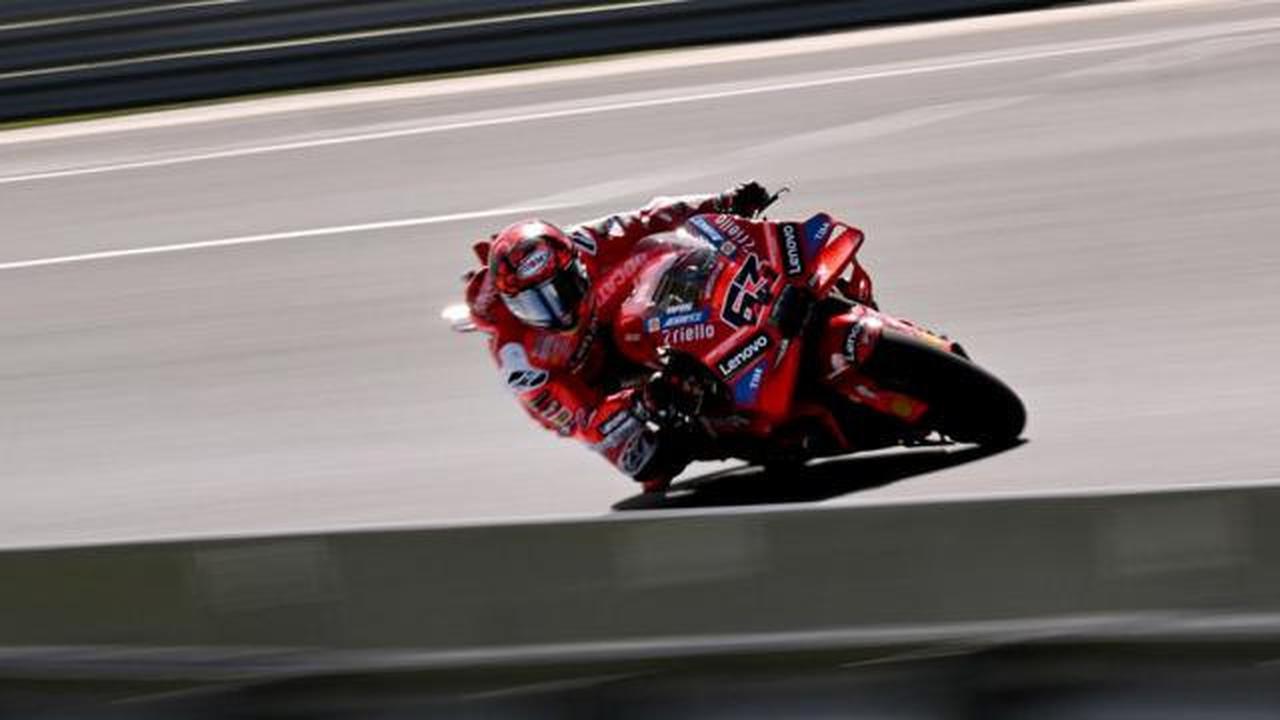 Hasil MotoGP Malaysia 2025: Francesco Bagnaia Juara Sprint Race, Alex Marquez Finis Kedua