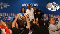 Will Smith saat sesi konferensi pers Piala Dunia 2018. (Bola.com/Okie Prabhowo)