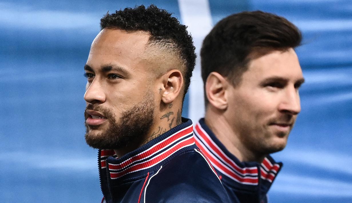 Duet Neymar dan Messi merupakan malapetaka bagi tim lawan. Pemahaman mereka di sepertiga akhir lapangan menjadi kisah sukses Barcelona meraih treble winner pada 2009. Terhitung, ada 20 gol Neymar yang bermula dari umpan Lionel Messi, dan catatan itu masih bisa bertambah. (AFP/Franck Fife)