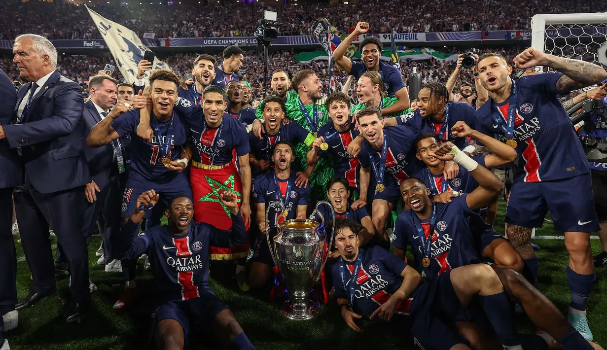 Prestasi ini menjadi bukti konsistensi PSG sepanjang musim 2024/2025. (FRANCK FIFE/AFP)