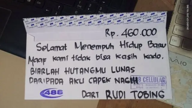6 Tulisan Ingatkan Punya Utang di Amplop Nikahan Ini Bikin Pengantin Meringis