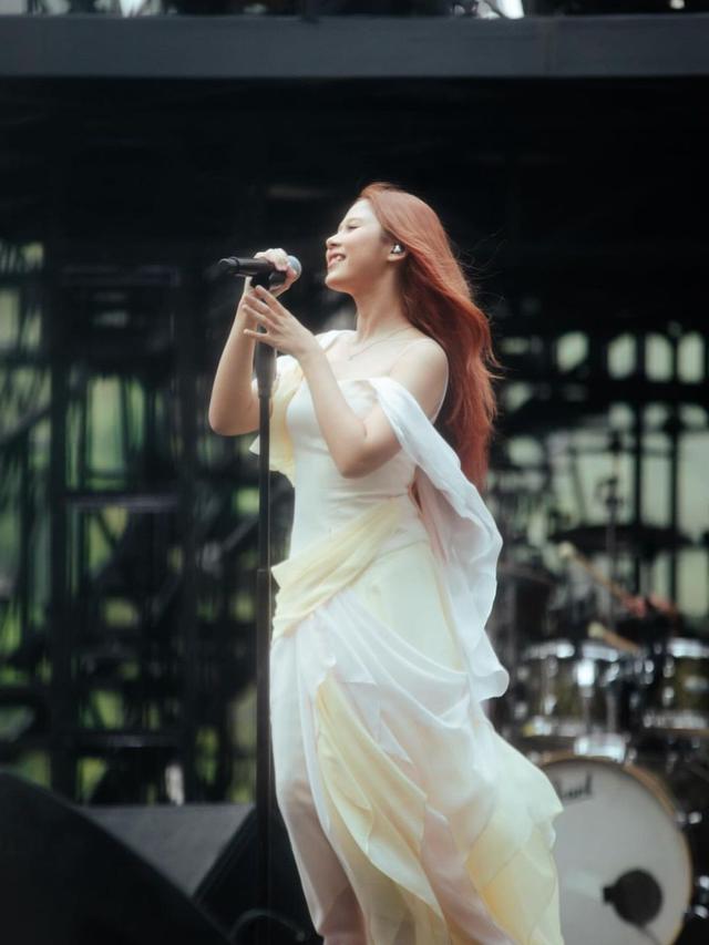 Nadin Amizah (Instagram/@cakecaine)