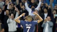 Dua gol di laga ini sama-sama dicetak lewat titik putih. Kylian Mbappe membawa PSG unggul lebih dahulu di babak pertama sebelum disamakan Joao Mario di babak kedua. (AP/Francois Mori)