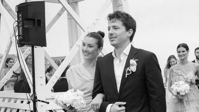 Charlie Puth dan Brooke Sansone (Instagram/charlieputh)