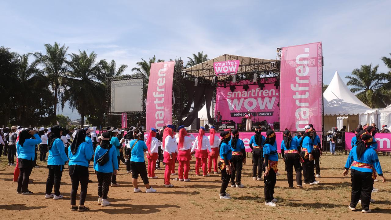 Smartfren WOW 100% Lokal Sukses Digelar di Garut