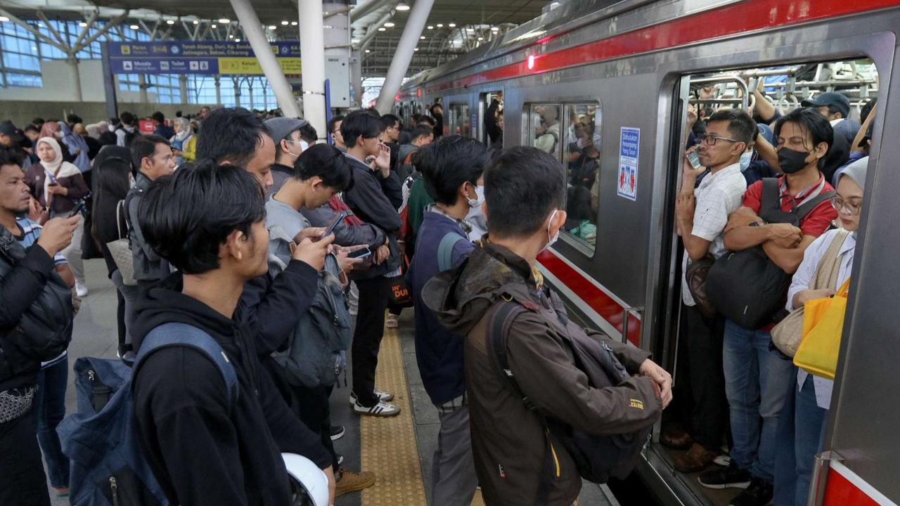 Perjalanan KRL Jabodetabek ditambah mulai 1 Februari 2025