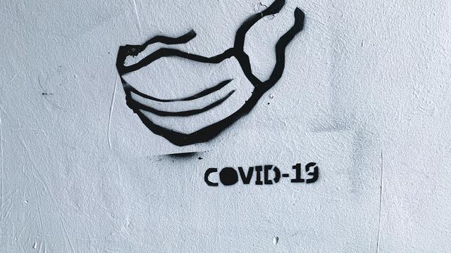 EMTEK Peduli Corona SerahkanBantuan PCR Test Kit dan Ventilator