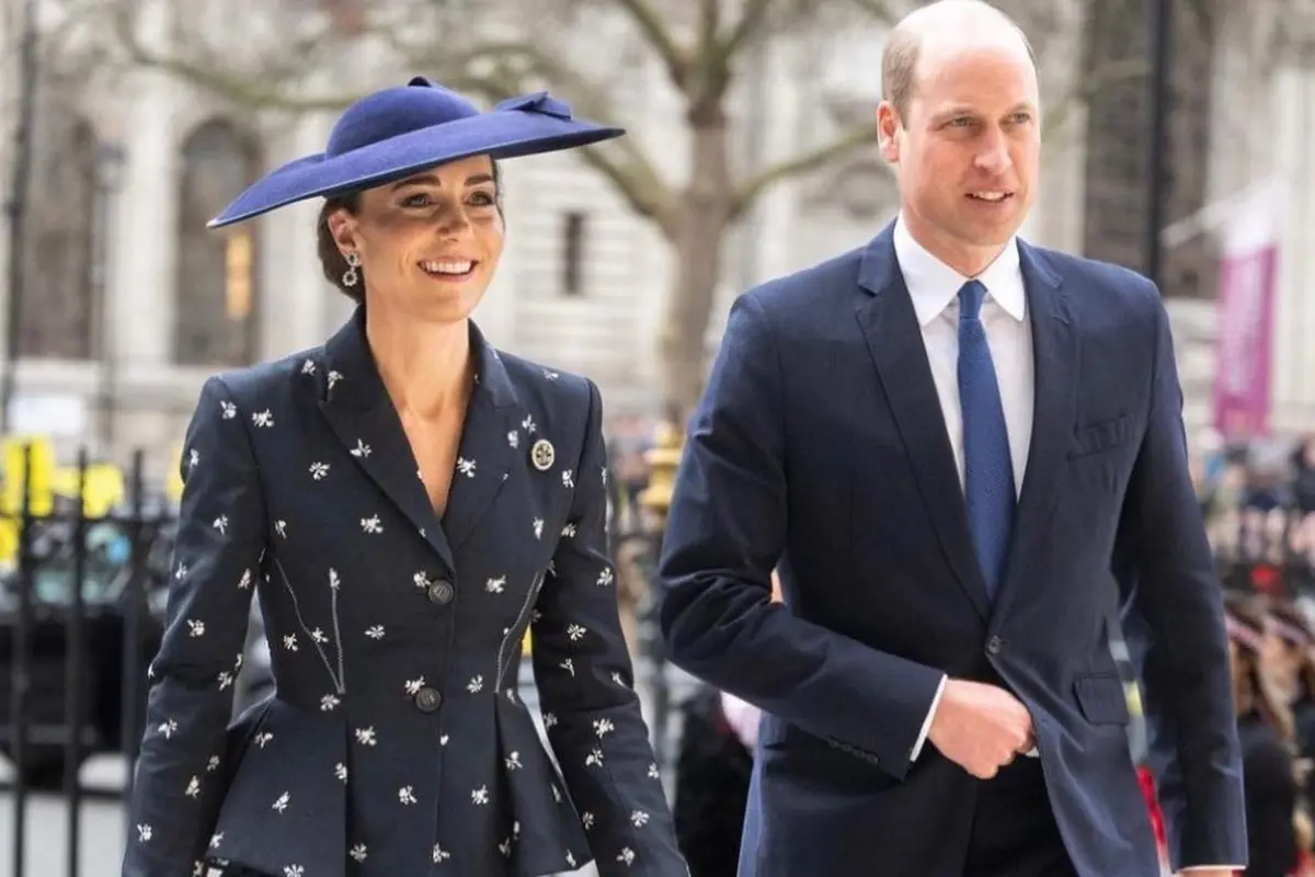 Gaya Monokromatik Kate Middleton yang Anti Membosankan Saat Commonwealth Day